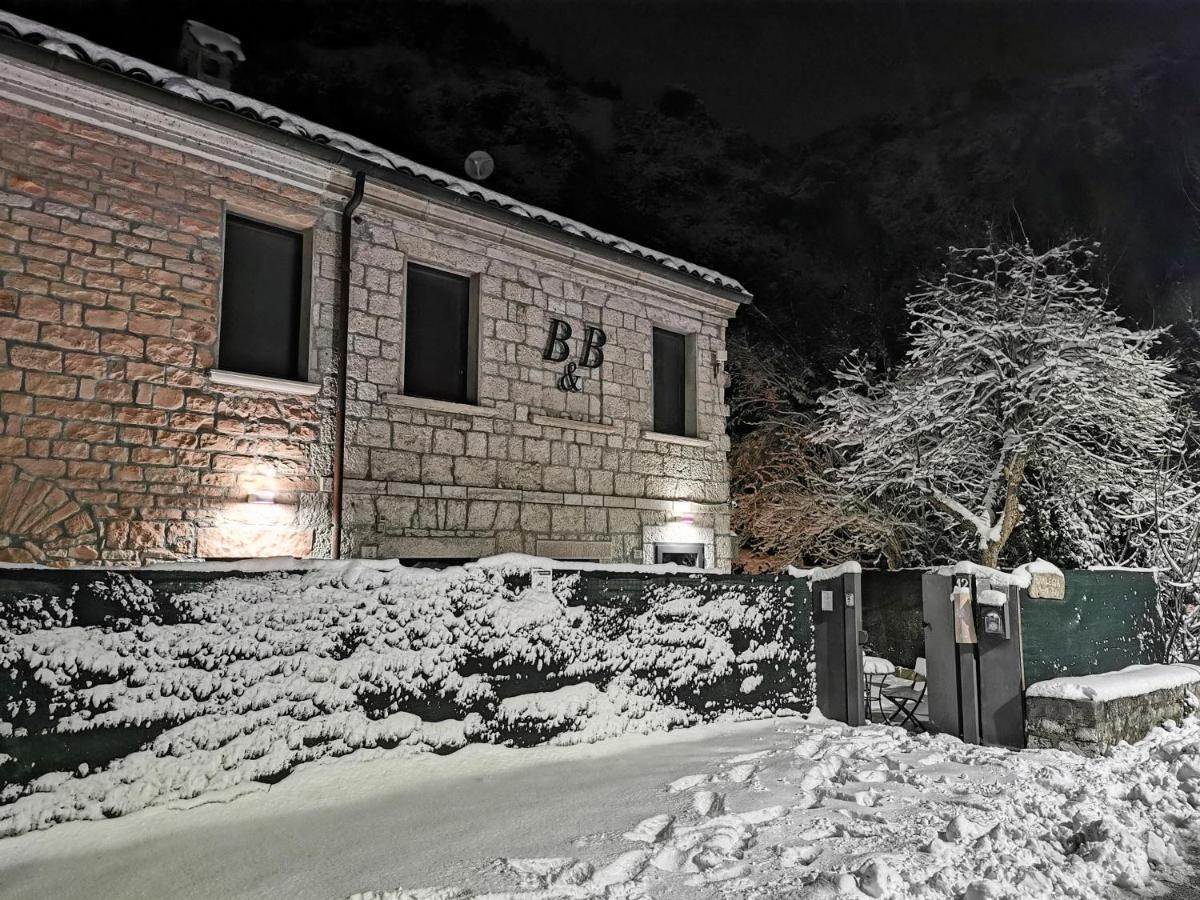 B&B Aquilegia Acqualagna Exterior photo